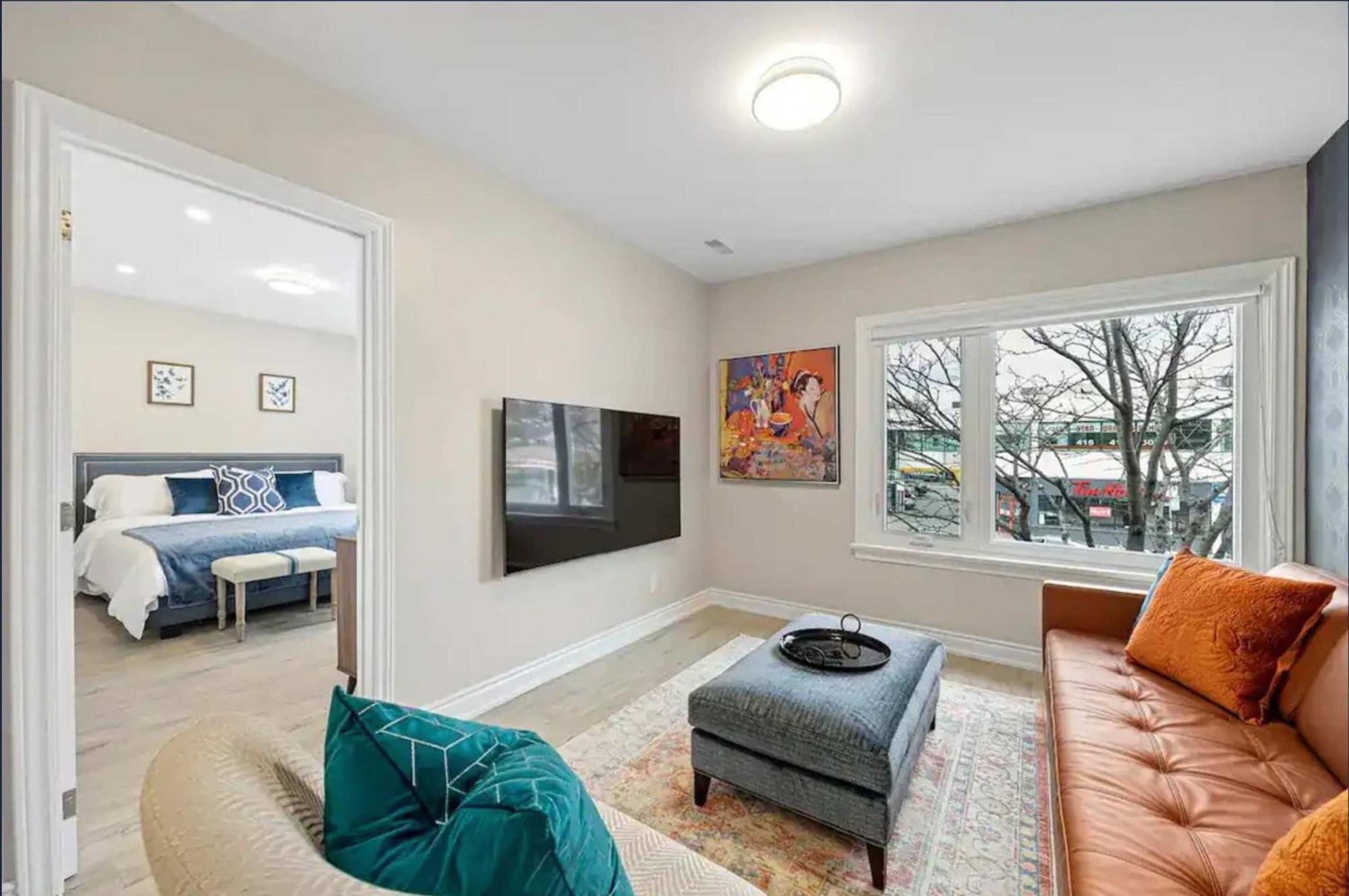 Casa St Clair - Suite -Style Suite W Lrg Patio Toronto Esterno foto